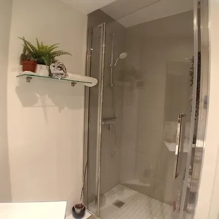 Apartment Gorgeous Place ,1 Mins Gare Montparnasse , 5 Minute Eiffel Tour